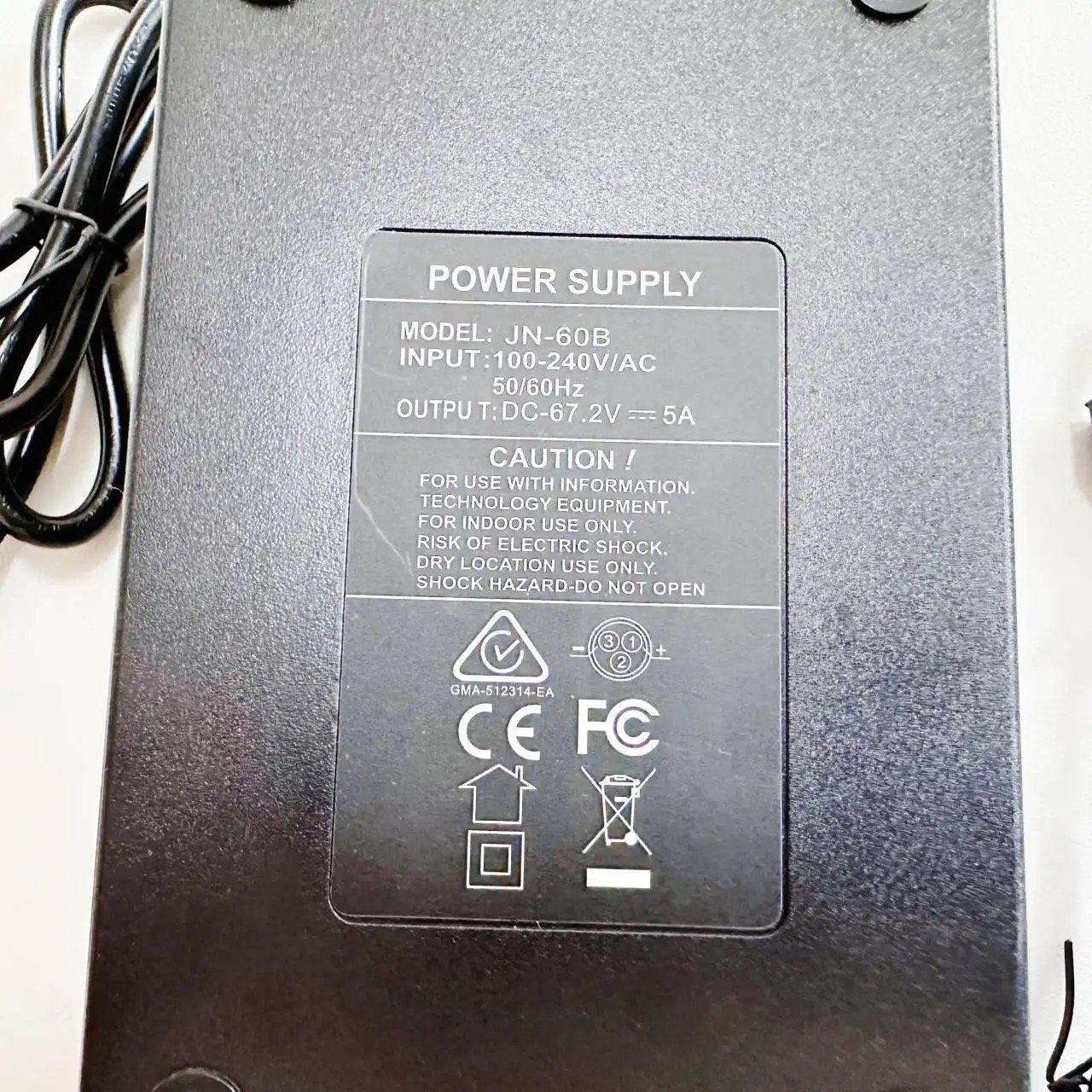 E-chopper snelle oplader 67.2V 5A - Afbeelding 3